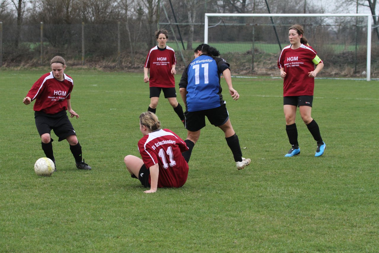 Bild 64 - Frauen am 3.4.11